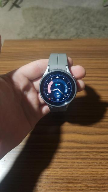 Samsung watch pro (46mm) beschikbaar voor biedingen