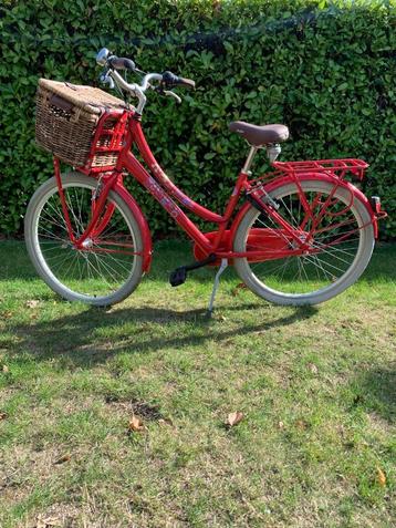Meisjesfiets beschikbaar voor biedingen