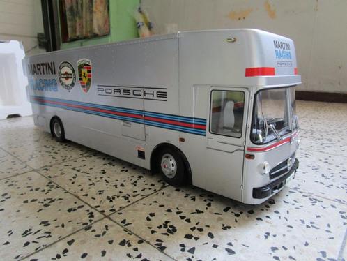 schuco 1:18 porsche martini renntransporter, Hobby en Vrije tijd, Modelauto's | 1:18, Gebruikt, Overige typen, Overige merken