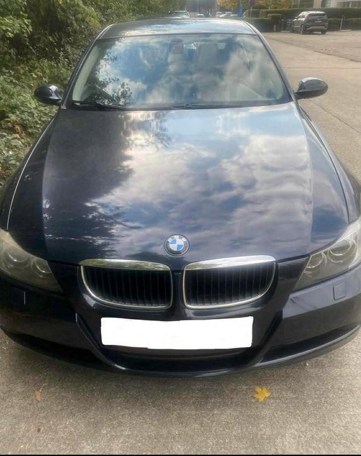 Bmw 320i - 151 000 km - Xénon, Autos, BMW, Particulier, Série 3, ABS, Essence, Enlèvement