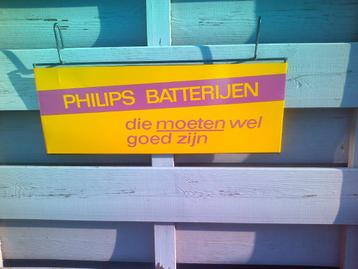 Oud blikken reclamebord Philips batterijen. beschikbaar voor biedingen