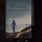 Het meisje op de rotsen, Lucinda Riley, Livres, Enlèvement, Comme neuf