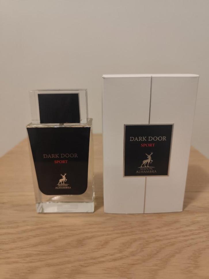 MA Dark Door Sport EDP 100ml (dupe DH Sport), Handtassen en Accessoires, Uiterlijk | Parfum, Zo goed als nieuw, Ophalen of Verzenden
