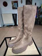 Nieuwe hoge laarzen met rits.Maat 41., Ophalen of Verzenden, Zo goed als nieuw, Hoge laarzen