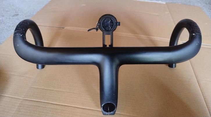 Geïntegreerd carbon stuur + Gps houder met bel, Fietsen en Brommers, Fietsonderdelen, Gebruikt, Racefiets, Stuur, Ophalen