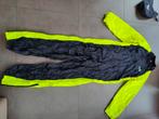 Regenoverall en overhandschoenen, Ophalen