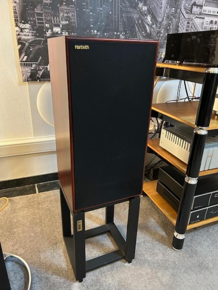 HARBETHS SUPER HL5 Plus met Tontrager stands, Audio, Tv en Foto, Luidsprekerboxen, Zo goed als nieuw, Front, Rear of Stereo speakers