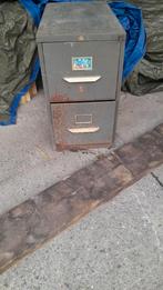Ancienne armoire métallique de 2 tiroirs, Zakelijke goederen, Kantoor en Winkelinrichting | Kantoorartikelen
