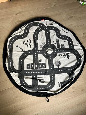 Play & go speelkleed en opbergzak - automat beschikbaar voor biedingen