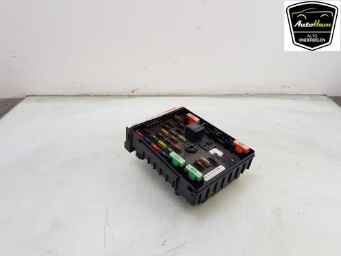 ZEKERINGKAST Audi Q3 (8UB / 8UG) (|3C0937125A|), Auto-onderdelen, Elektronica en Kabels, Audi, Gebruikt