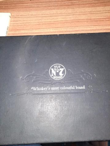 old nr 7 Brand - Whiskey's most colourful brand beschikbaar voor biedingen