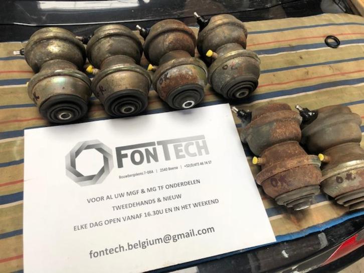 Gezocht ! MGF MG F Wij kopen uw oude hydragas veerbollen op, Auto diversen, Wieldoppen, Gebruikt, Ophalen of Verzenden