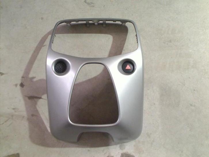 MIDDENCONSOLE Citroën C1 (01-2014/-), Auto-onderdelen, Interieur en Bekleding, Citroën, Gebruikt