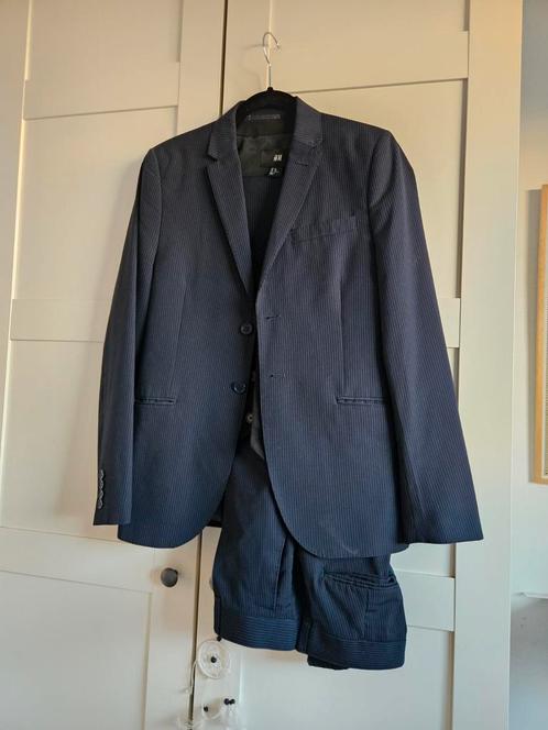 Driedelig kostuum heren H&M maat 48, Kleding | Heren, Kostuums en vesten, Zo goed als nieuw, Maat 48/50 (M), Ophalen of Verzenden