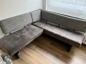 Banquette en coin 170cm*170cm beschikbaar voor biedingen
