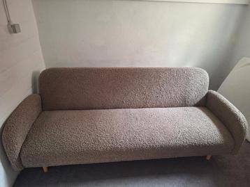 Grote bruine slaapbank zetel / large brown sofabed. beschikbaar voor biedingen