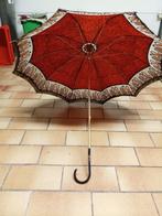 parapluie ancien 3, Envoi, Rouge