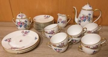 Service à thé ou café fleuri en porcelaine fine de Limoges beschikbaar voor biedingen