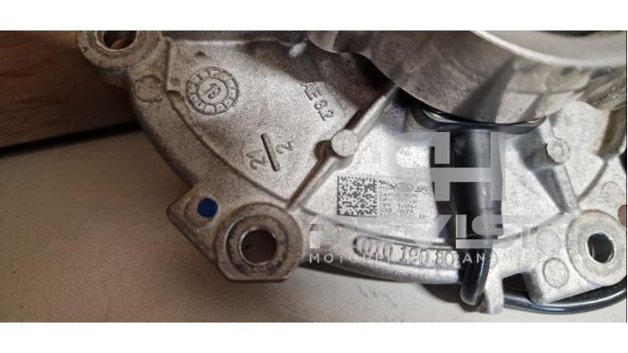 Pompe à eau d'un Landrover Evoque, Autos : Pièces & Accessoires, Climatisation & Chauffage, Land Rover, Utilisé, 3 mois de garantie