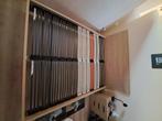 Bed 160 cm (incl lattenbodems) + 2 bijhorende nachtkastjes, Ophalen, Verstelbaar, Beige, Tweepersoons