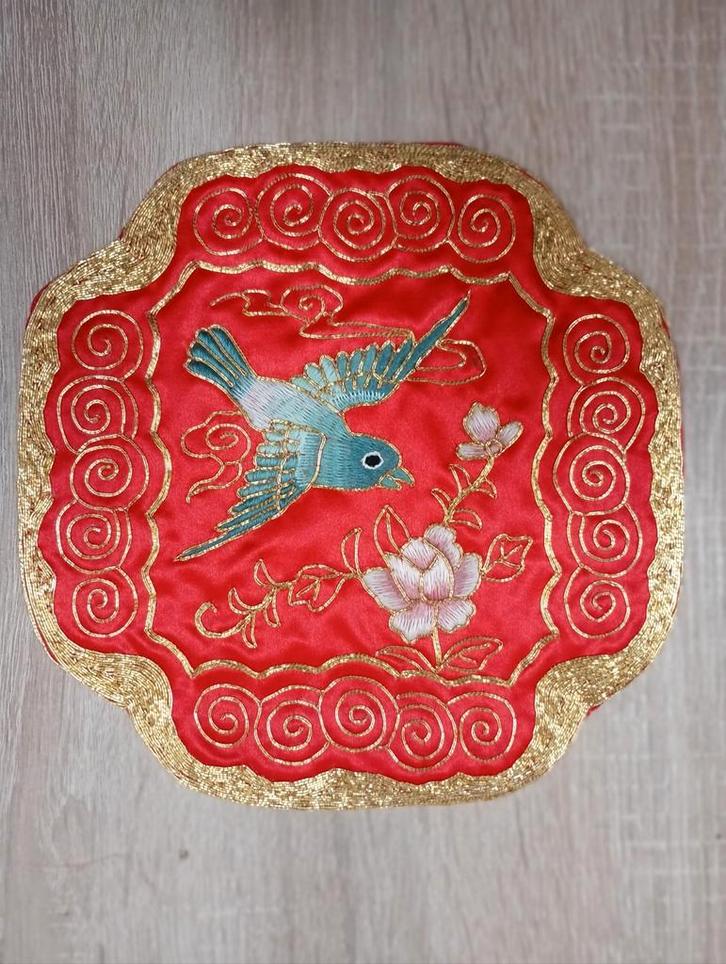 Vintage Chinese Gouden Wolk Zijden Borduurwerk, Antiek en Kunst, Antiek | Kleding en Textiel, Ophalen of Verzenden