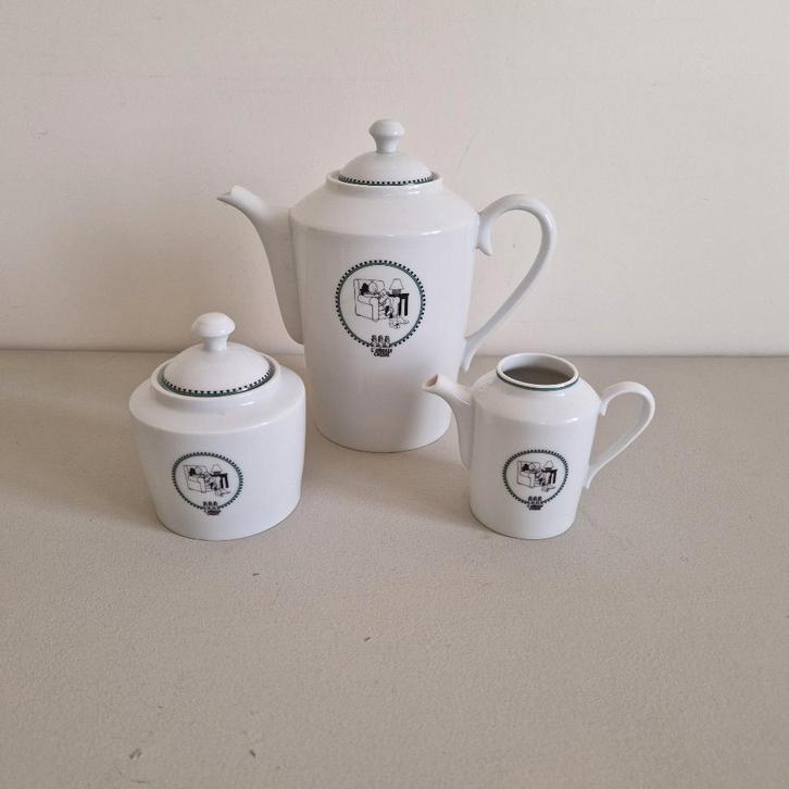 Magnifique service à thé / service à café de Tintin, Collections, Personnages de BD, Neuf, Ustensile, Tintin, Enlèvement ou Envoi