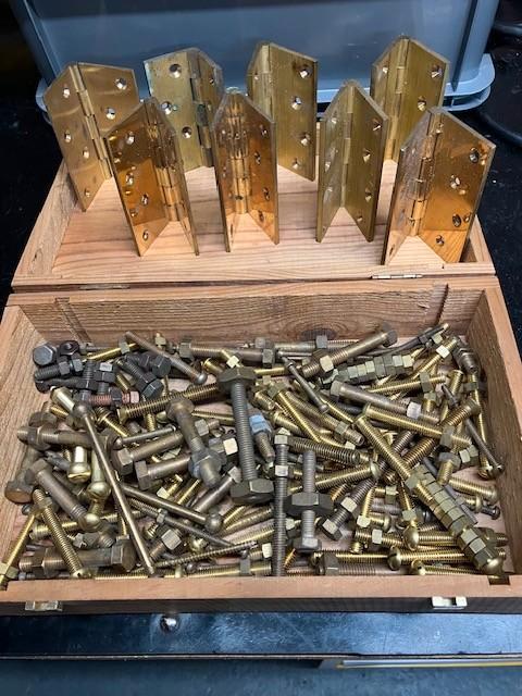 charnières en laiton robustes et boulons en laiton, Sports nautiques & Bateaux, Accessoires navigation, Comme neuf, Garnitures de pont