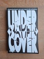Boek Undercover - Vic Thiefs, Ophalen of Verzenden, Gelezen, Vic Thiefs