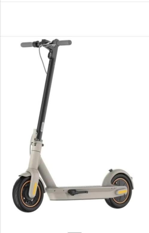 Trottinette Segway G 30 max ll, Fietsen en Brommers, Steps, Zo goed als nieuw, Elektrische step (E-scooter), Ophalen of Verzenden