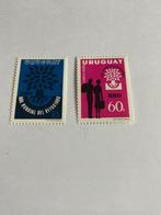 Timbres URUGUAY 678 et aérien 206**MNH, Ophalen of Verzenden, Postfris
