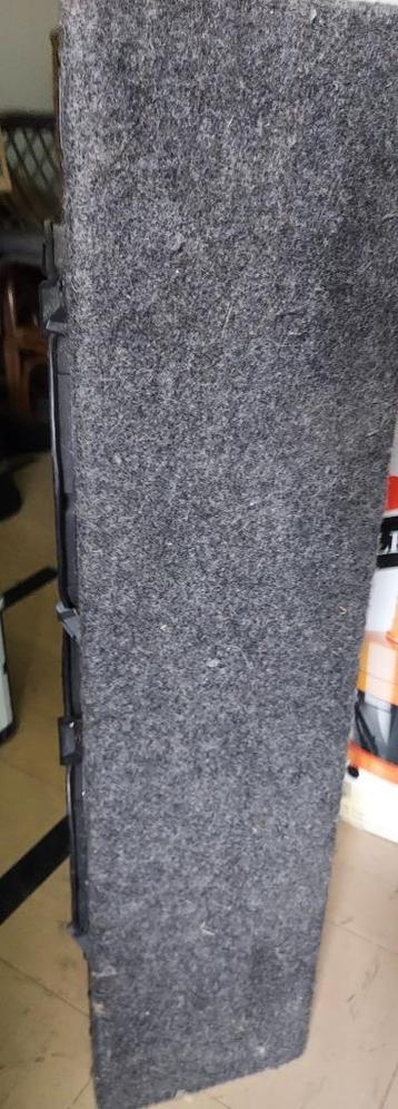 Box voor wagen beschikbaar voor biedingen
