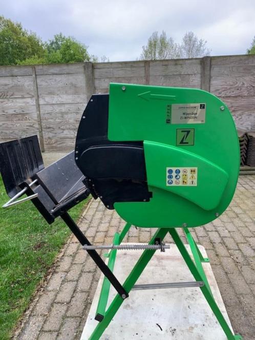Brandhoutzaag - Wipcirkelzaag, Doe-het-zelf en Bouw, Gereedschap | Zaagmachines, Zo goed als nieuw, Cirkelzaag, 1200 watt of meer