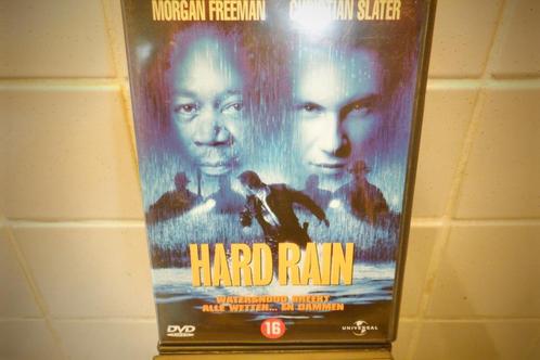 DVD Hard Rain.(Morgan Freeman & Christian Slater), CD & DVD, DVD | Action, Comme neuf, Thriller d'action, À partir de 16 ans, Enlèvement ou Envoi