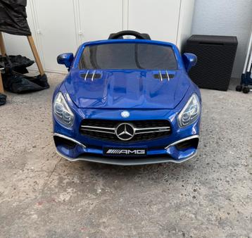 Elektrische auto voor kinderen beschikbaar voor biedingen