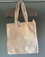 splinternieuwe cremekleurige Loréal teddybag, Handtassen en Accessoires, Tassen | Damestassen, Ophalen of Verzenden, Nieuw, Overige kleuren