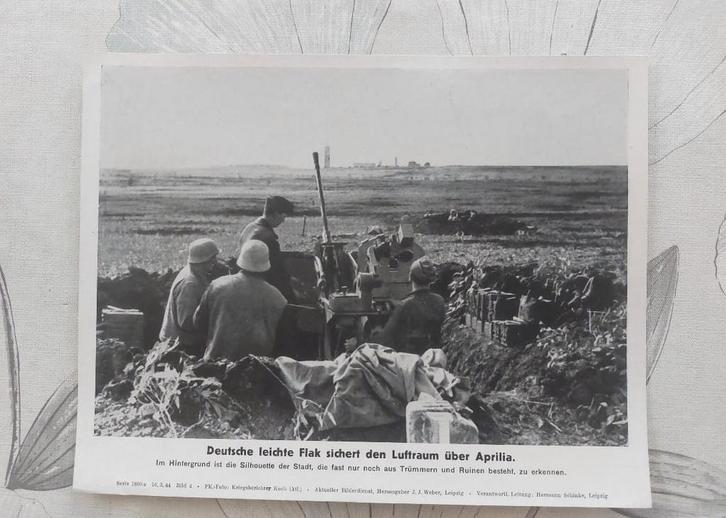 Duitse WO2 (Deutsche leichte Flak) kriegsberichter foto, Verzamelen, Militaria | Tweede Wereldoorlog, Landmacht, Foto of Poster
