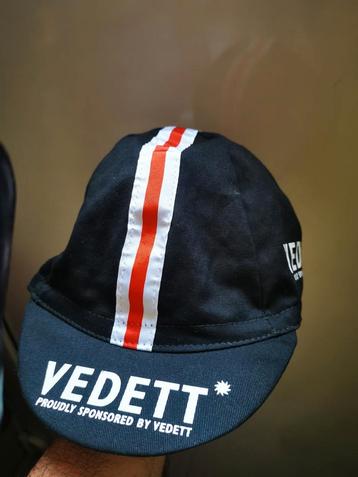 Vedette wielerpetje nieuw made in italy beschikbaar voor biedingen