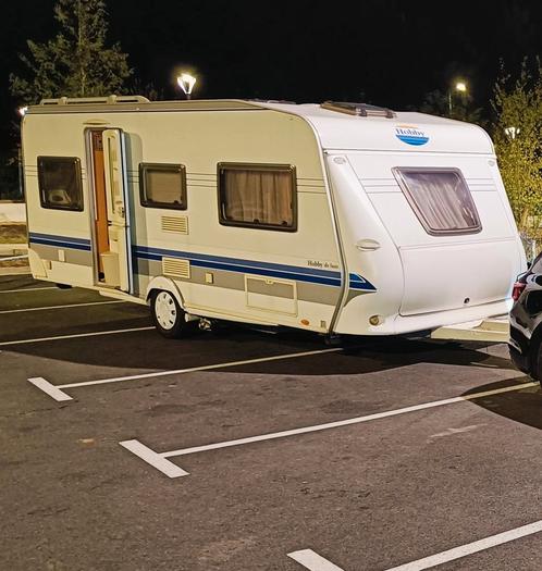 Hobby 540 ULA, Caravans en Kamperen, Caravans, Particulier, tot en met 4, 1250 - 1500 kg, Rondzit, Hobby, 2 aparte bedden, 5 tot 6 meter