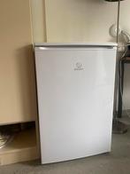 Koelkast met vriesvak, Elektronische apparatuur, Koelkasten en IJskasten, Ophalen, Minder dan 85 cm, 100 tot 150 liter, Zo goed als nieuw