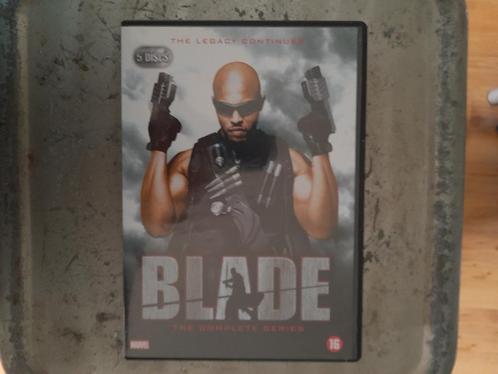 Blade – de complete serie, CD & DVD, DVD | TV & Séries télévisées, Comme neuf, Horreur, Coffret, À partir de 16 ans, Envoi