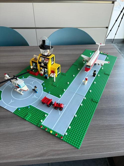 LEGO 6392 vintage airport met doos en plannetje, Kinderen en Baby's, Speelgoed | Duplo en Lego, Gebruikt, Lego, Complete set, Ophalen of Verzenden