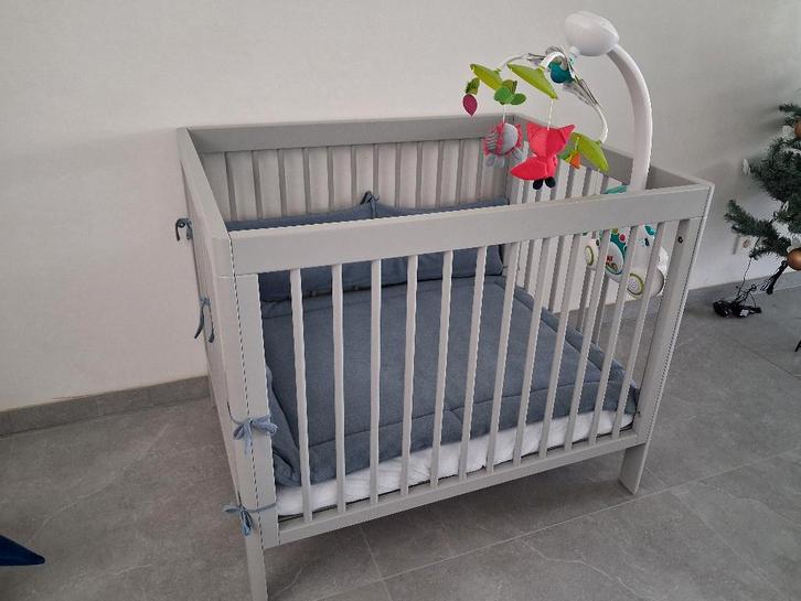 TE KOOP Park troll + toebehoren, Kinderen en Baby's, Babyparken, Gebruikt, Rechthoekig, In hoogte verstelbaar, Boxkleed, Ophalen