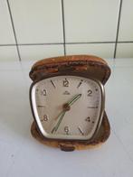 Te koop oude reiswekker, jaren 60, merk Lumen!, Enlèvement ou Envoi, Comme neuf, Analogique, Réveil ou Horloge