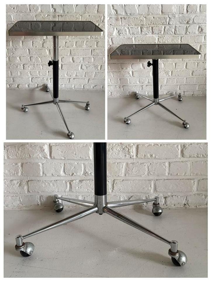 Table sur roulettes vintage design années 60/70, 60’s 70’s, Antiek en Kunst, Antiek | Meubels | Tafels, Ophalen