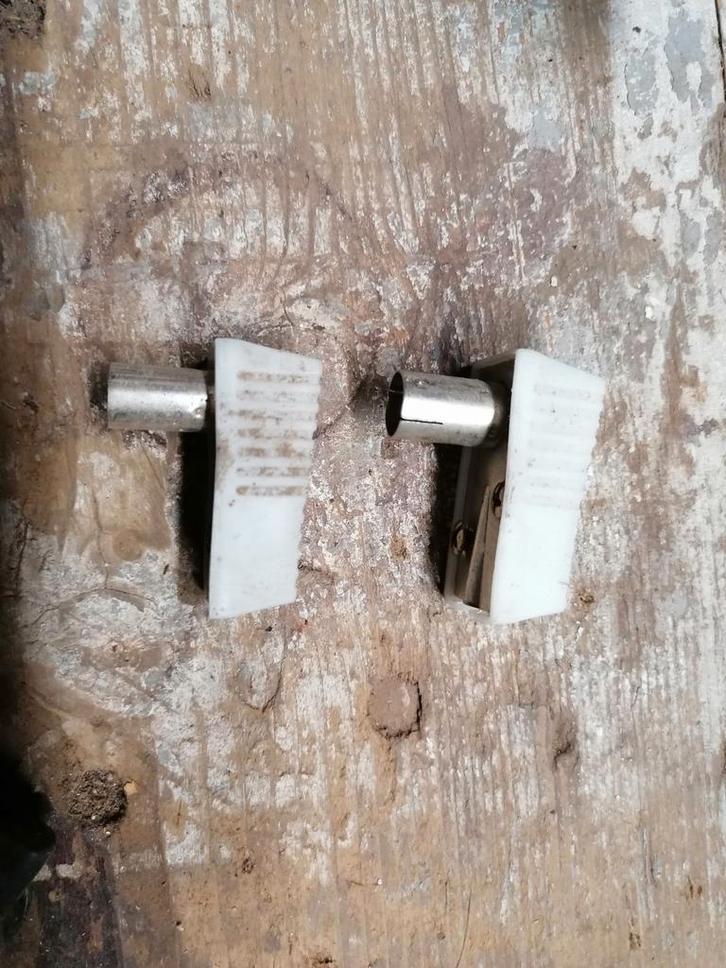 set van 2 oude coax/antennepluggen, Audio, Tv en Foto, Televisie-accessoires, Ophalen