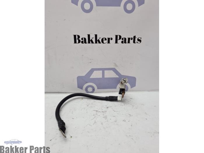 Borne de batterie d'un Audi S4, Autos : Pièces & Accessoires, Batteries & Accessoires, Audi, Utilisé, 3 mois de garantie