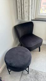 Stoel en poef, Ophalen, Zo goed als nieuw