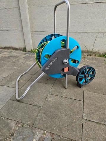 L = 18 tuinslang op haspel Gardena voor 40 euro, Tuin en Terras, Ophalen, Zo goed als nieuw, Tuinslang