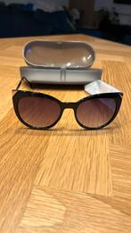 Lunettes guess neuve, Nieuw