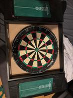 Dartsbord met kastje, Sport en Fitness, Darts, Ophalen, Zo goed als nieuw